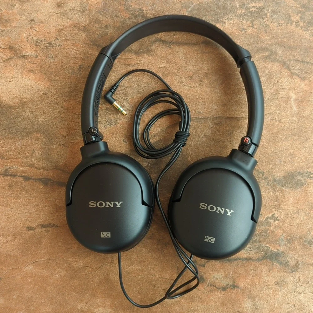 Sony Noise Cancelling Headphones